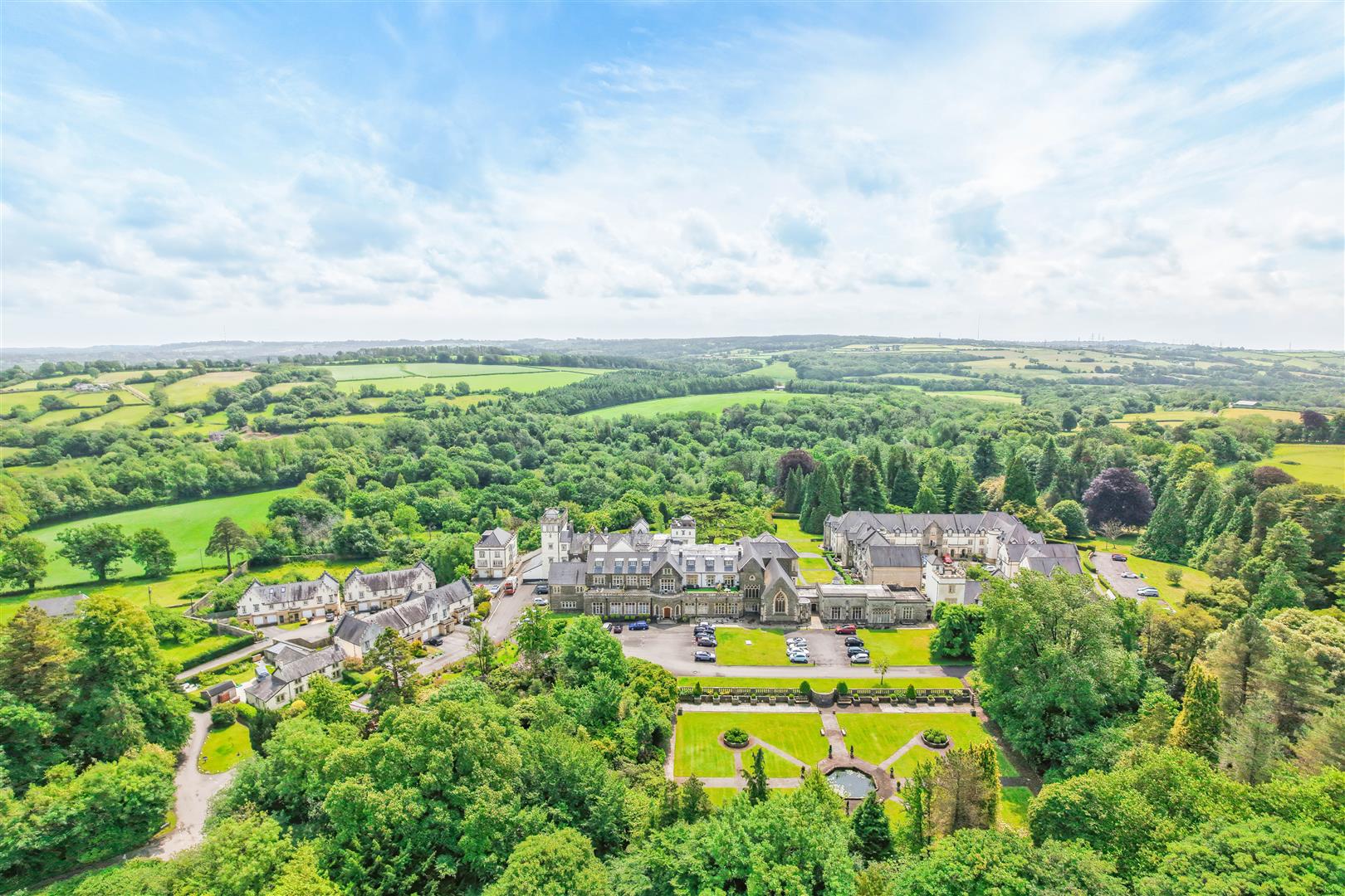 2 Talygarn Court, Talygarn Manor, Pontyclun, Rhondda Cynon Taff, CF72 9UH